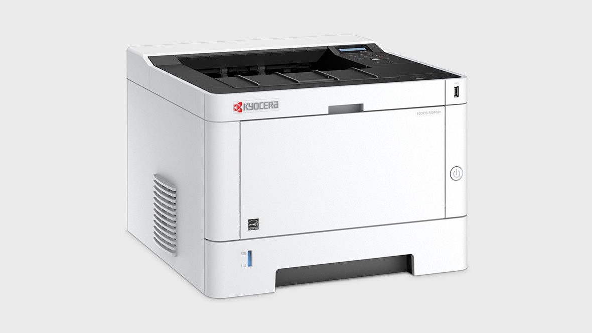 Kyocera ECOSYS P2040dn 1102RX3NL0 laserová tlačiareň.

OBECNÉ VLASTNOSTI

Technologie Laserová tiskárna Kyocera ECOSYS
Rychlost tisku až 40 stran A4/min
Rozlišení 300 dpi, 600 dpi, 1200 dpi
Celková životnost stroje 200 000 stran nebo 5 let, podle toho, která událost nastane dříve*
Životnost válce 100 000 stran *
* Tento údaj platí za předpokladu správného používání stroje dle podmínek výrobce, včetně používání originálního spotřebního materiálu, pravidelných servisních prohlídek atd.
Zahřívací doba přibližně 15 sekund nebo méně
Tisk první strany přibližně 6,4 sekundy nebo méně
Rozměry (ŠxHxV) hlavní jednotka: 375 x 393 x 272 mm
Hmotnost Hlavní jednotka včetně toneru: přibližně 14 kg
Spotřeba energie Tisk: 620 W
Pohotovostní režim: 8 W
Klidový režim: 0,8 W
Napájecí soustava AC 220 ~ 240 V, 50/60 Hz
Hlučnost (ISO 7779 / ISO 9296)
Tisk: 48,8 dB(A) LpA
Pohotovostní režim: neměřitelně nízký
Klidový režim: neměřitelně nízký
Osvědčení TÜV/GS, CE, PTS
Tiskárna byla vyrobena v souladu s normami ISO 9001 a ISO 14001.

ZPRACOVÁNÍ PAPÍRU
Všechny zmíněné kapacity jsou stanoveny pro papír o maximální tloušťce 0,11 mm.
Vstupní kapacita
Víceúčelová přihrádka na 100 listů, 60–220 g/m2, A4, A5, A6, B5, B6, Letter, Legal, uživatelský formát (70x148 mm – 216x356 mm)
Univerzální zásobník na 250 listů, 60-163 g/m2, A4, A5, A6, B5, Letter, Legal, uživatelský formát (105x148 mm – 216x356 mm)
Maximální vstupní kapacita včetně volitelných doplňků: 850 listů formátu A4
Výstupní kapacita max.

ŘÍDÍCÍ JEDNOTKA
Procesor 800 MHz
Paměť standardně 256 MB, max.
Rozhraní USB 2.0 (vysokorychlostní), USB Host, Gigabit Ethernet 10BaseT/100BaseTX/1000BaseT, slot pro volitelnou SD/SDHC-kartu
Řídící jazyk PRESCRIBE IIc
Tiskové jazyky PCL6 (PCL5e/PCL-XL), PostScript 3 (KPDL 3), XPS / Open XPS

Fonty
93 proměnných fontů pro PCL6/KPDL3, 8 fontů pro Windows Vista, 1 bitmapový font, 45 čárových kódů (např.

Podpora mobilního tisku
aplikace KYOCERA Mobile Print pro iOS a Android, Airprint, Mopria, Google Cloud Print

Operační systémy
všechny stávající operační systémy Windows, Mac OS X verze 10.5 nebo vyšší, UNIX, LINUX a také další operační systémy dle požadavků. 
!